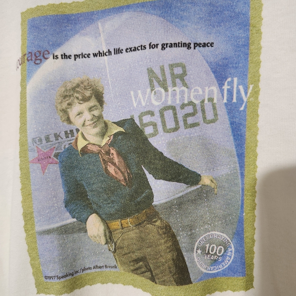 Amelia Earhart VTG Graphic Tee -‎ Courage, Women Fly NWT Size large